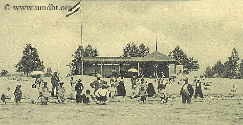 Vorbecks Giftbude mit offenen Anbau in Grmitz um das Jahr 1900.  -  Fr eine grere Bilddarstellung klicken Sie bitte auf das Foto.